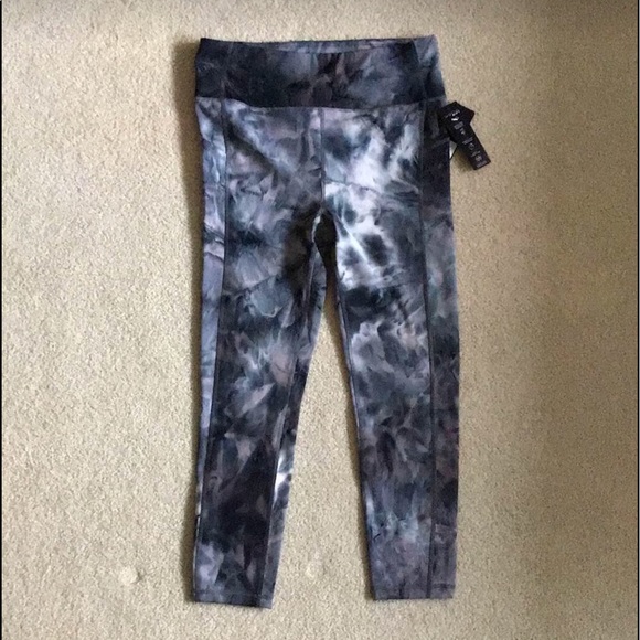 SOLD - Bebe Sport Grey Tie Dye Ankle Length Leggings - XL - NWT - Picture 2 of 10